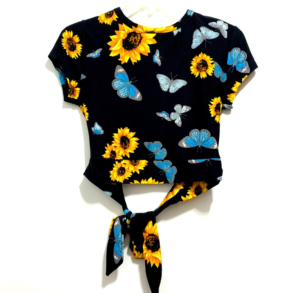 Faded Rose Women’s Black Floral Ballet Wrap Top Tie Back Sunflower